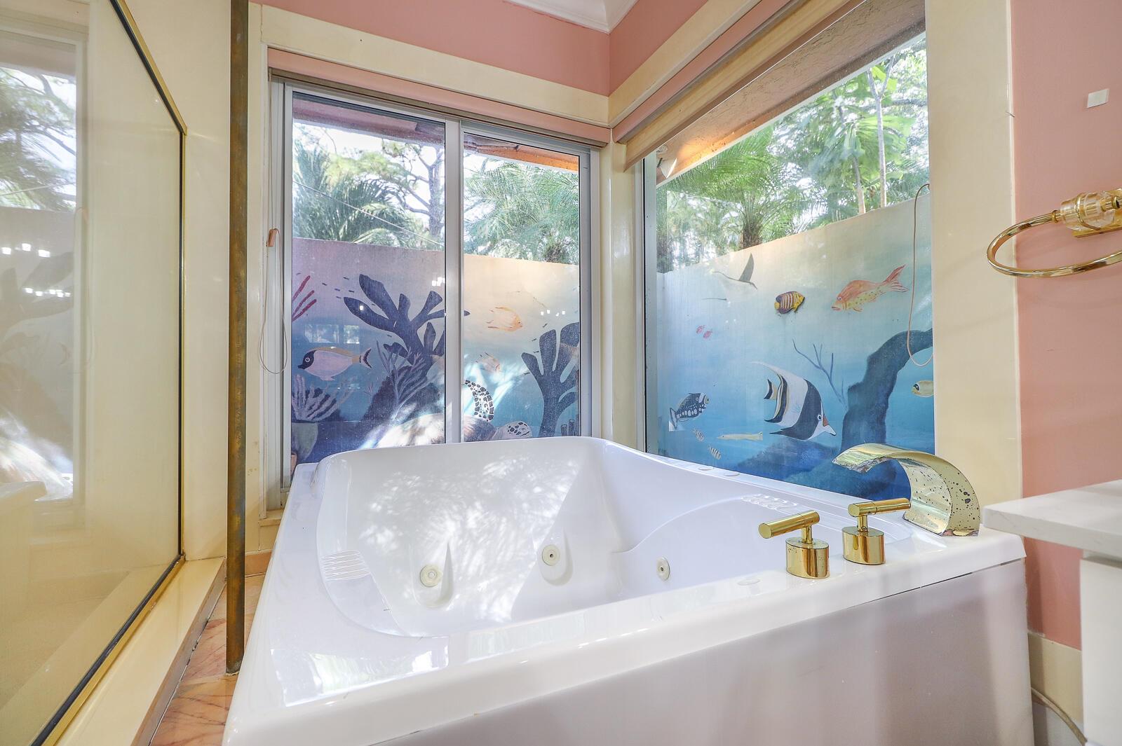 Palm Beach Country Estate - Residential