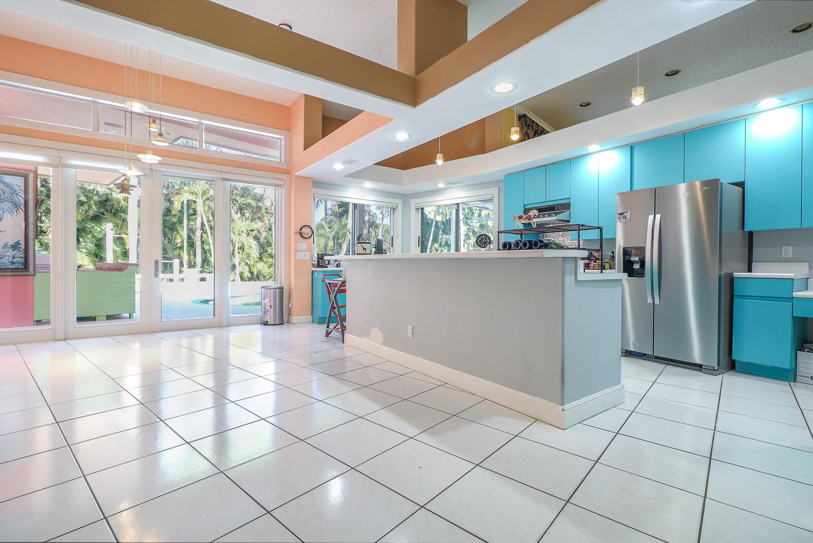 Palm Beach Country Estate - Residential