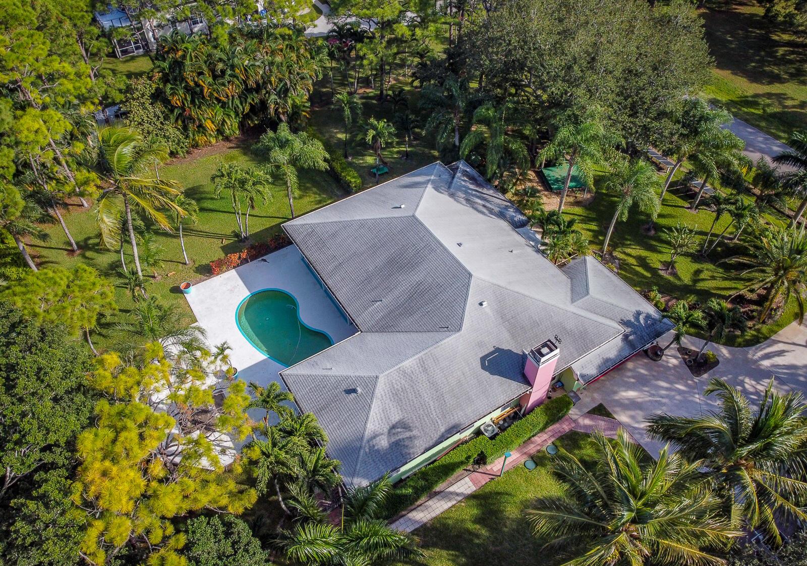 Palm Beach Country Estate - Residential