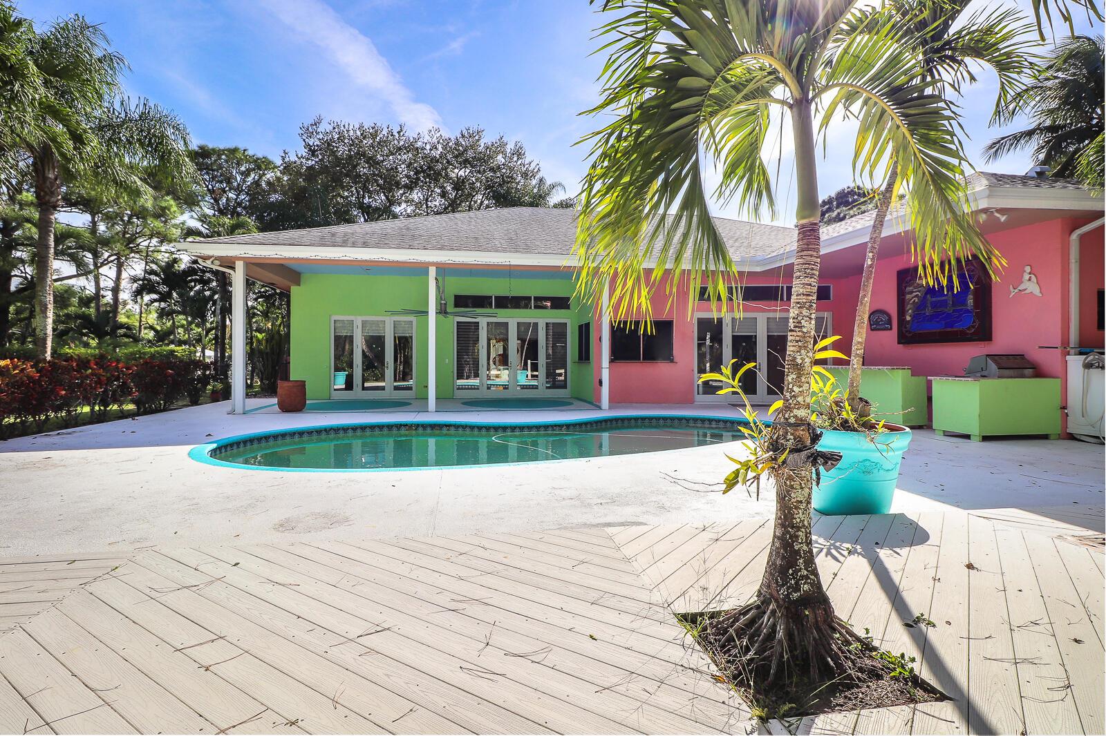 Palm Beach Country Estate - Residential