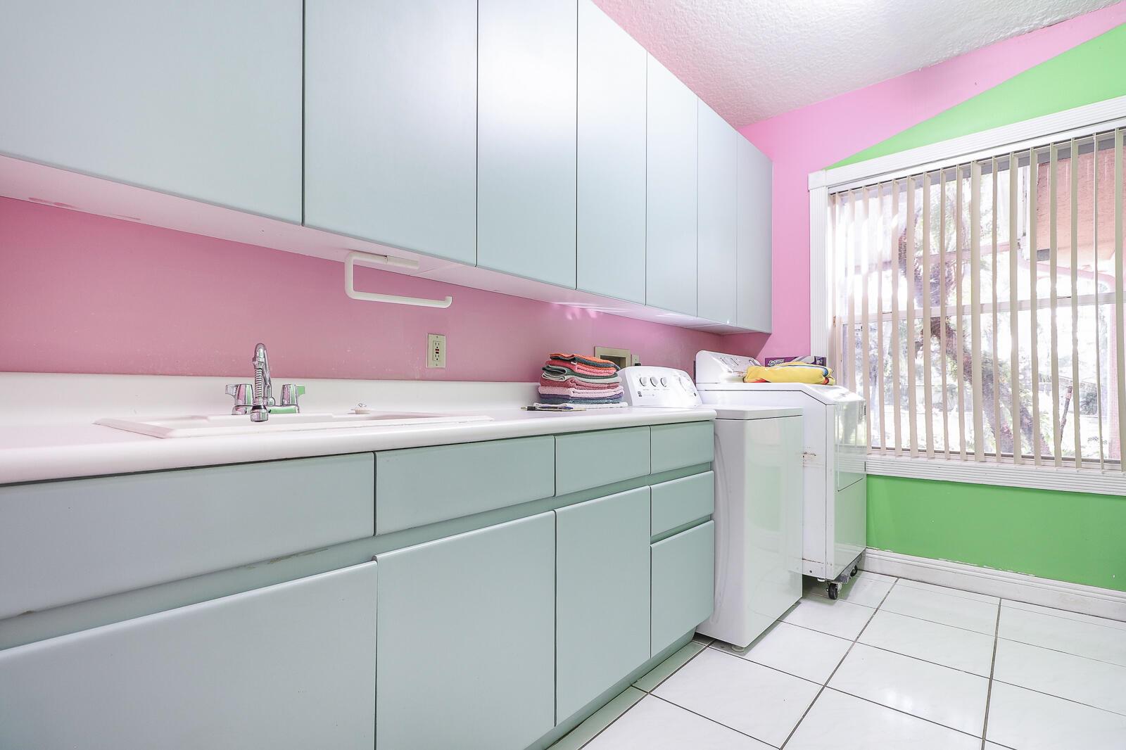 Palm Beach Country Estate - Residential