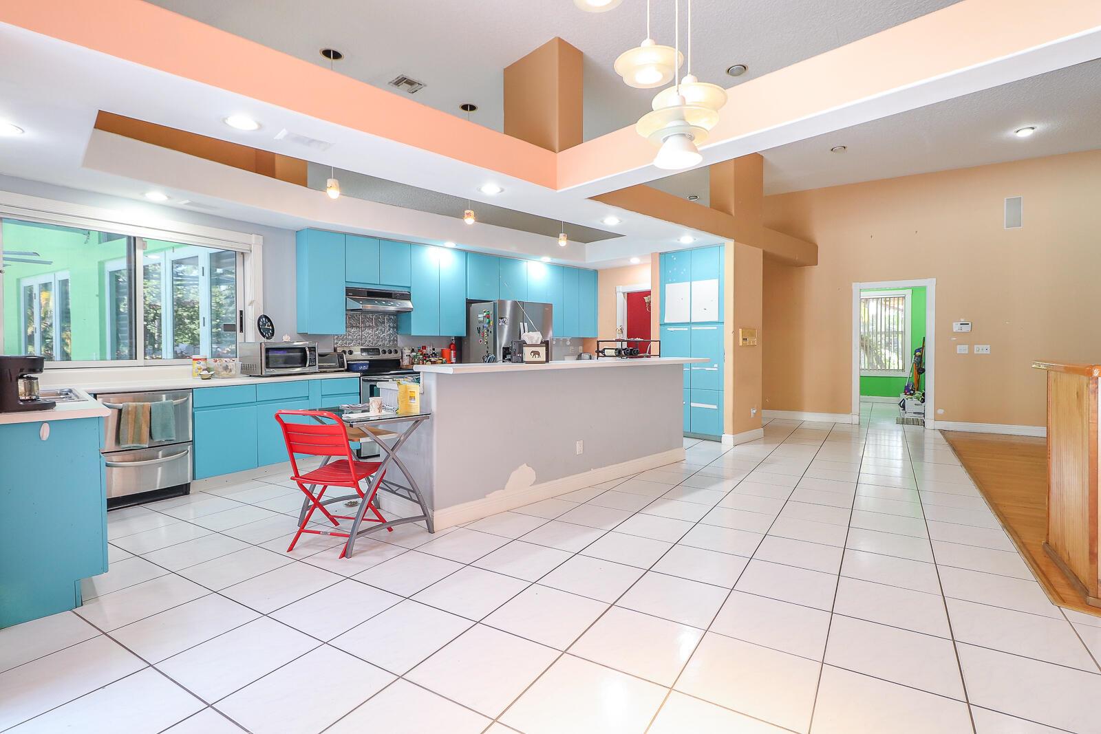 Palm Beach Country Estate - Residential