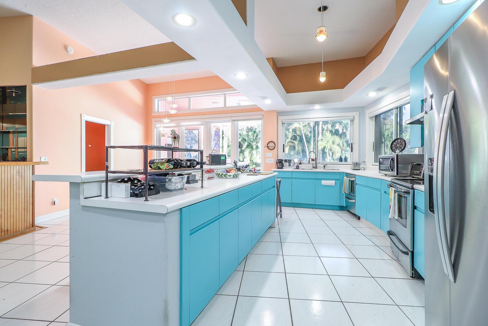 Palm Beach Country Estate - Residential