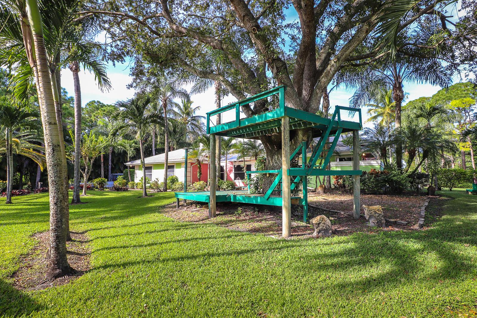 Palm Beach Country Estate - Residential