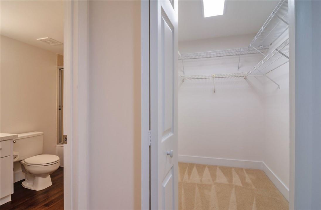 CC APTS AT BONAVENTURE - Residential Lease