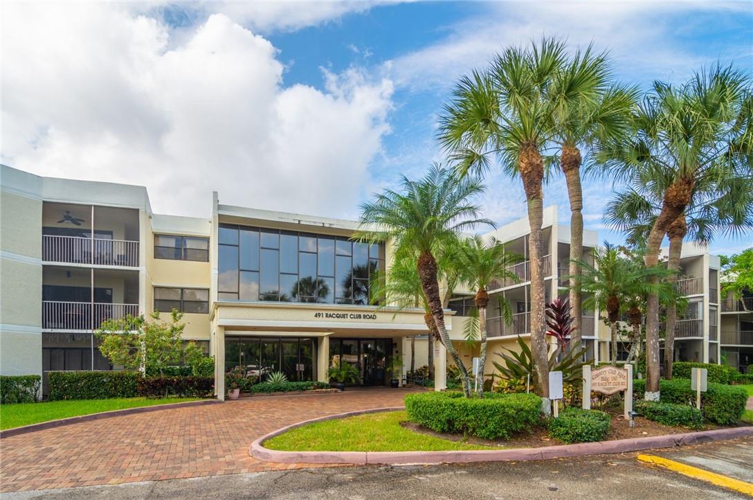 CC APTS AT BONAVENTURE - Residential Lease