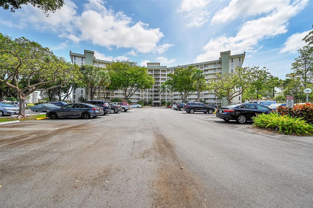 Photo of 3051 N Course Drive #508, Pompano Beach, FL 33069 (MLS # F10438429)