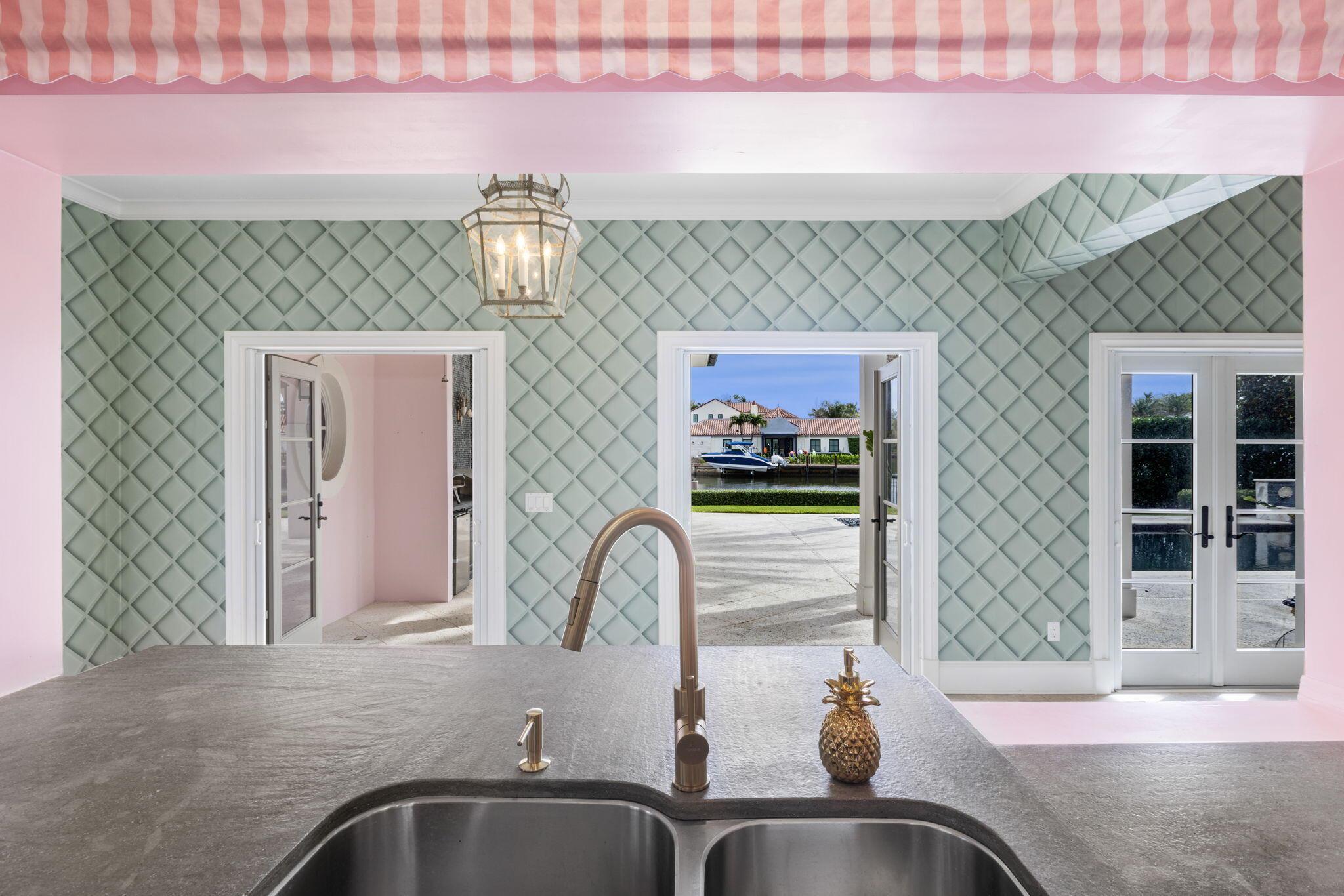 POINT MANALAPAN 2 - Residential