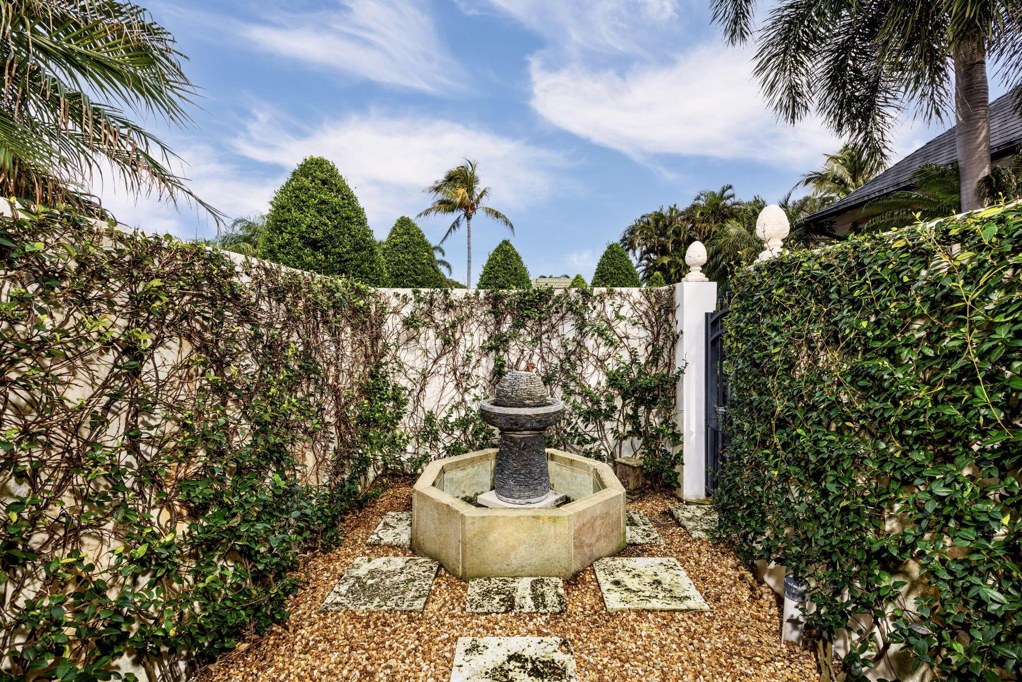 POINT MANALAPAN 2 - Residential