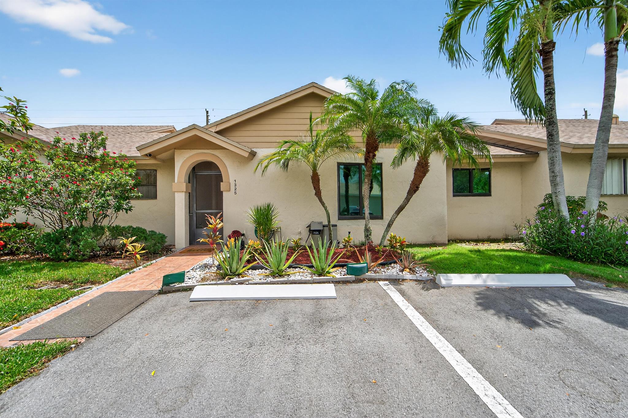 RAINBERRY BAY SEC 10 - Residential