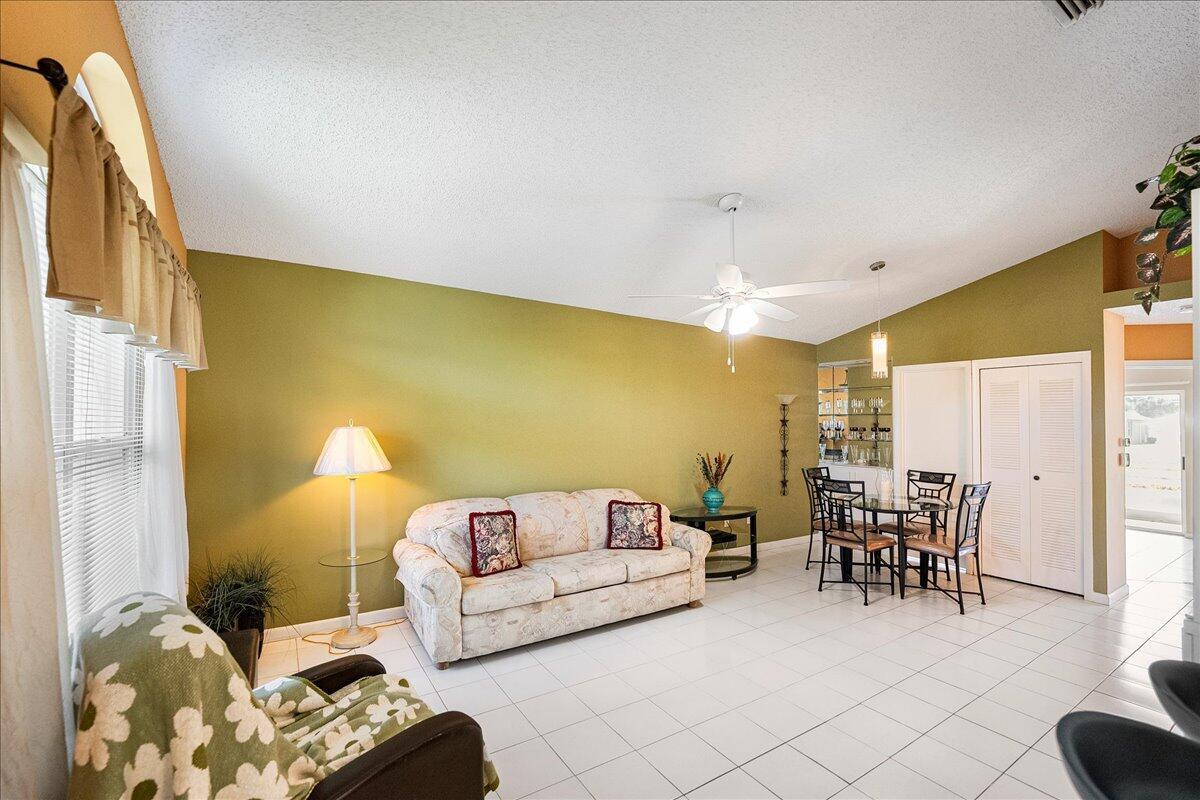 1128 NW Lombardy Drive