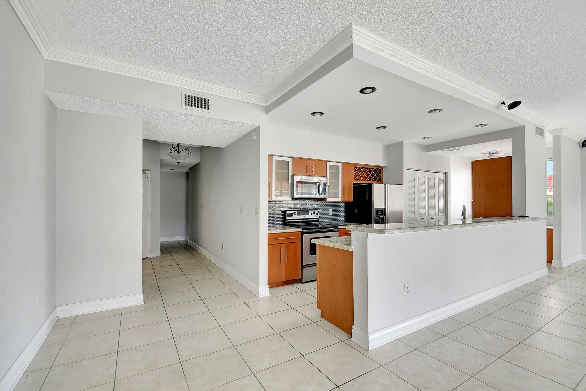 HALF MOON BAY CONDO - Residential