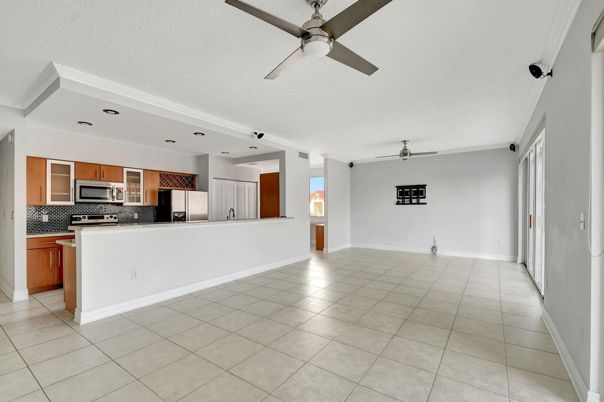 HALF MOON BAY CONDO - Residential