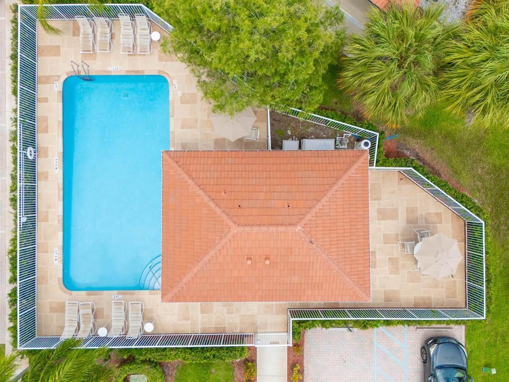 Photo of 11608 NW 47TH Court #11608, Coral Springs, FL 33076 (MLS # B26062051)
