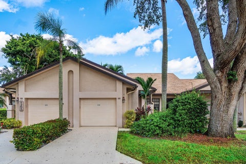 Tiny photo for 5265 FAIRWAY WOODS Drive #3112, Delray Beach, FL 33484 (MLS # B26088941)