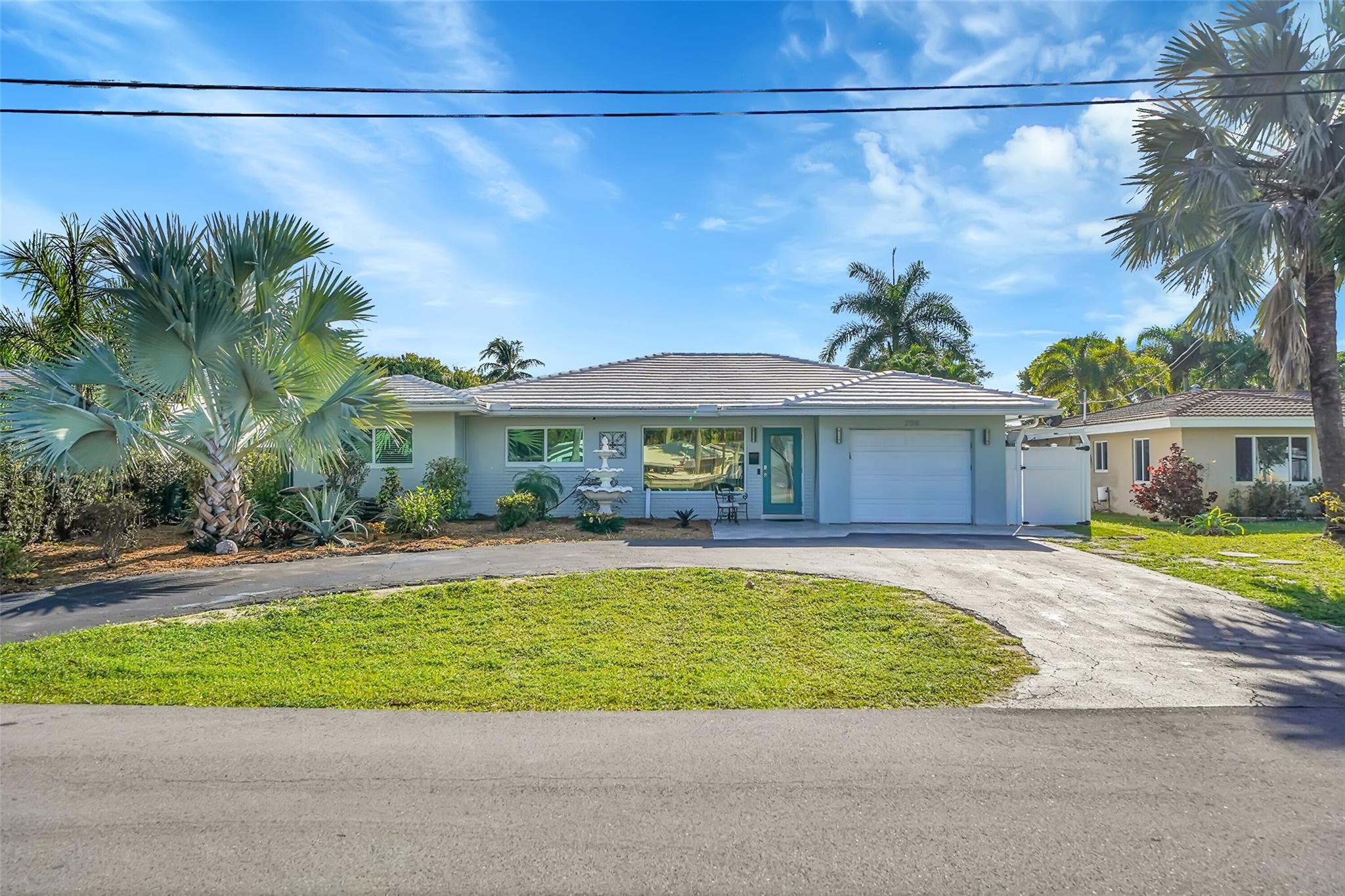 208 NE 30th St