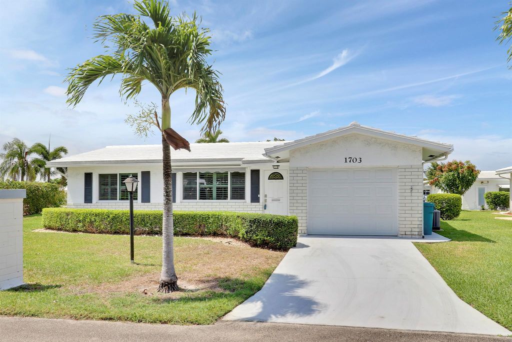 Photo of 1703 SW 22nd Way, Boynton Beach, FL 33426 (MLS # R11094558)