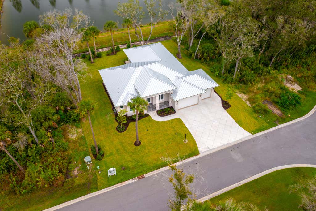 Photo of 2380 Noble Oaks Lane, Fort Pierce, FL 34981 (MLS # R10995603)
