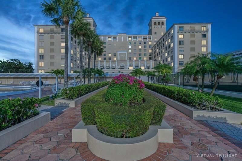 PALM BEACH BILTMORE COND - Residential