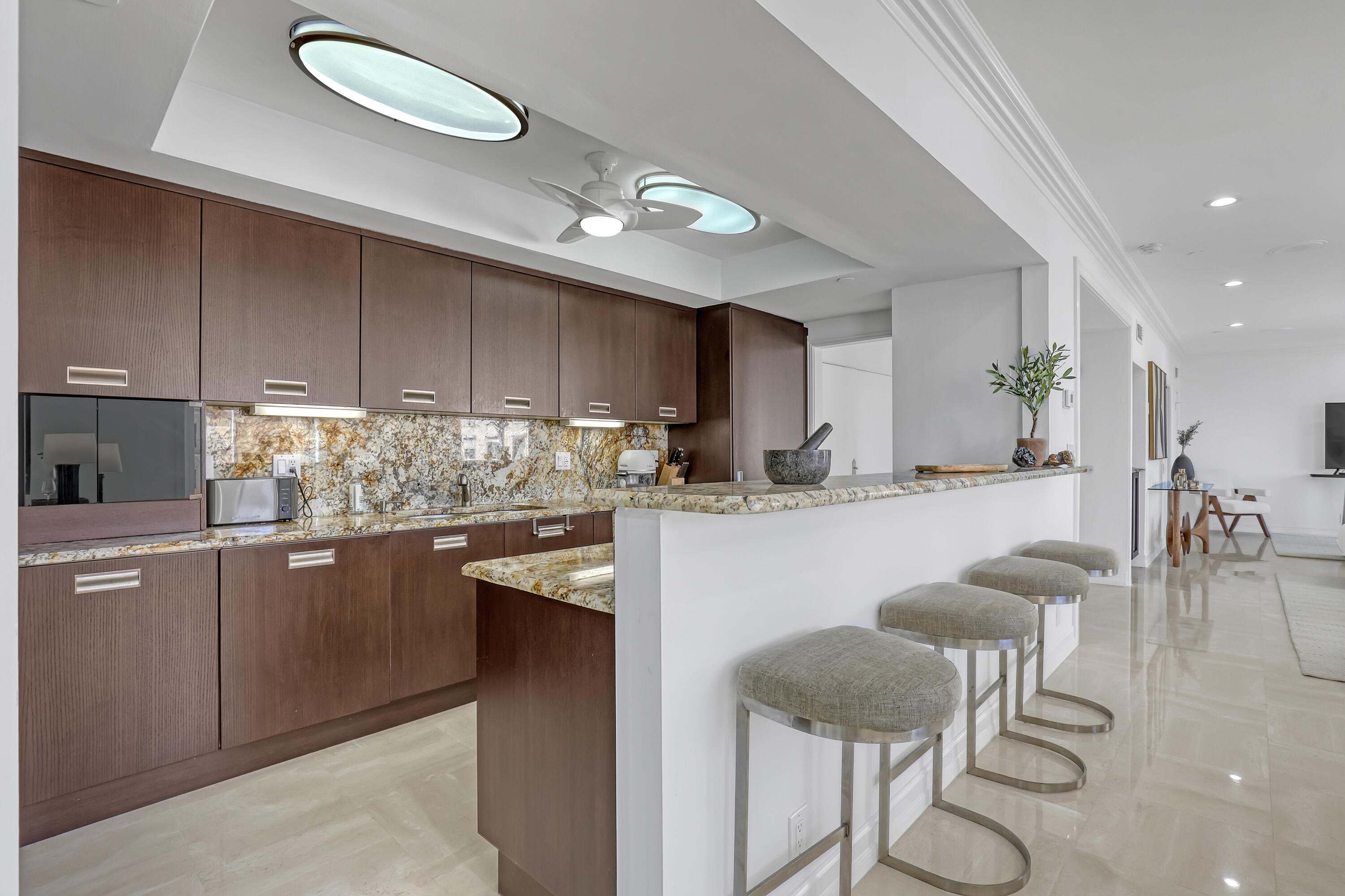 PALM BEACH BILTMORE COND DECL FILED 7-9-80 - Residential