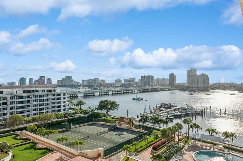 PALM BEACH BILTMORE COND - Residential