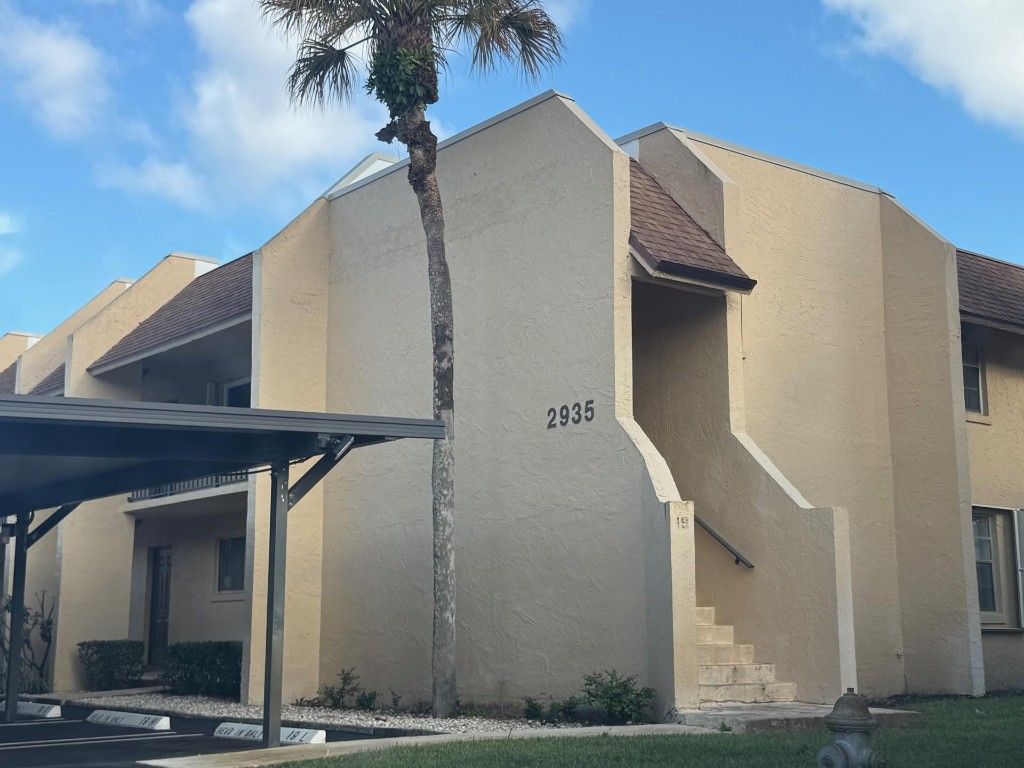 Photo of 2935 SW 22nd Avenue #2050, Delray Beach, FL 33445 (MLS # F10529347)