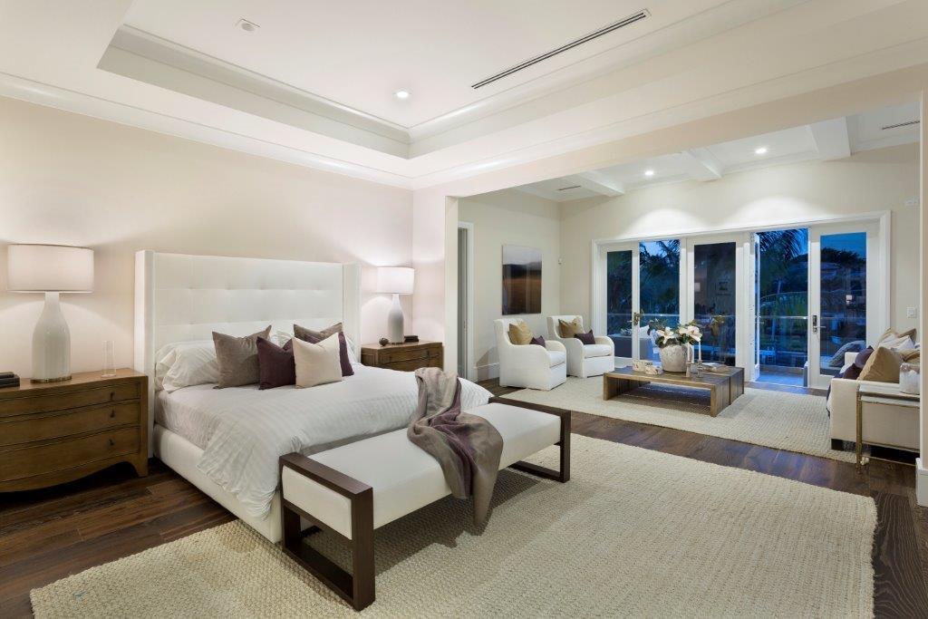 ROYAL PALM YACHT & COUNTRY CLUB - Residential