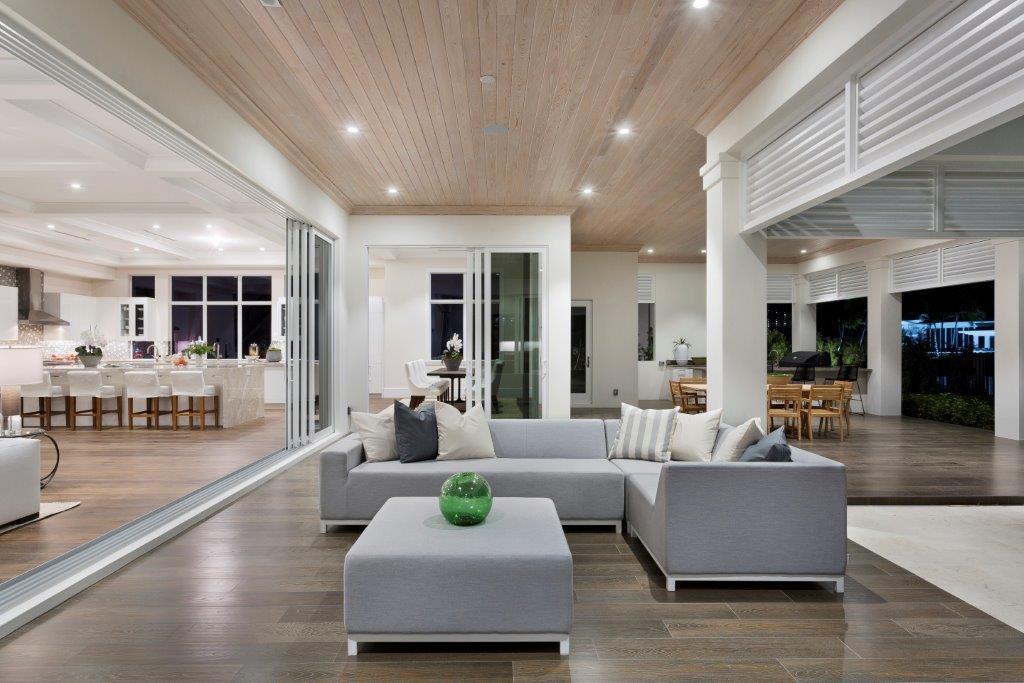 ROYAL PALM YACHT & COUNTRY CLUB - Residential