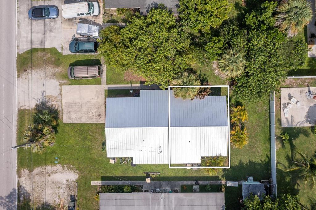 Photo of 1311 Binney Drive #B, Fort Pierce, FL 34949 (MLS # R10988258)