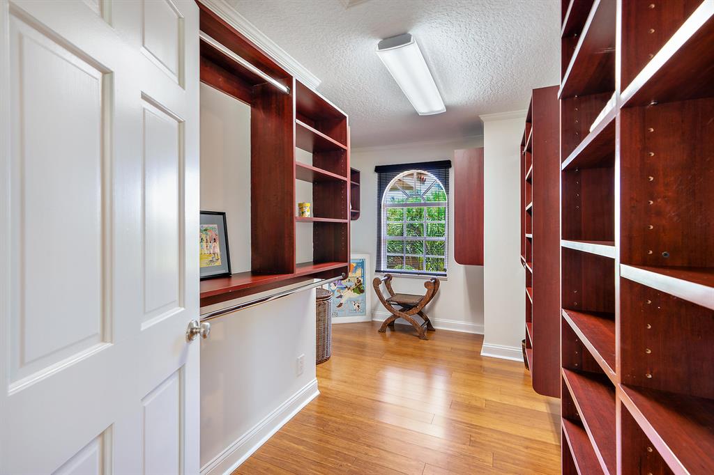 JUPITER INLET BEACH COLON - Residential