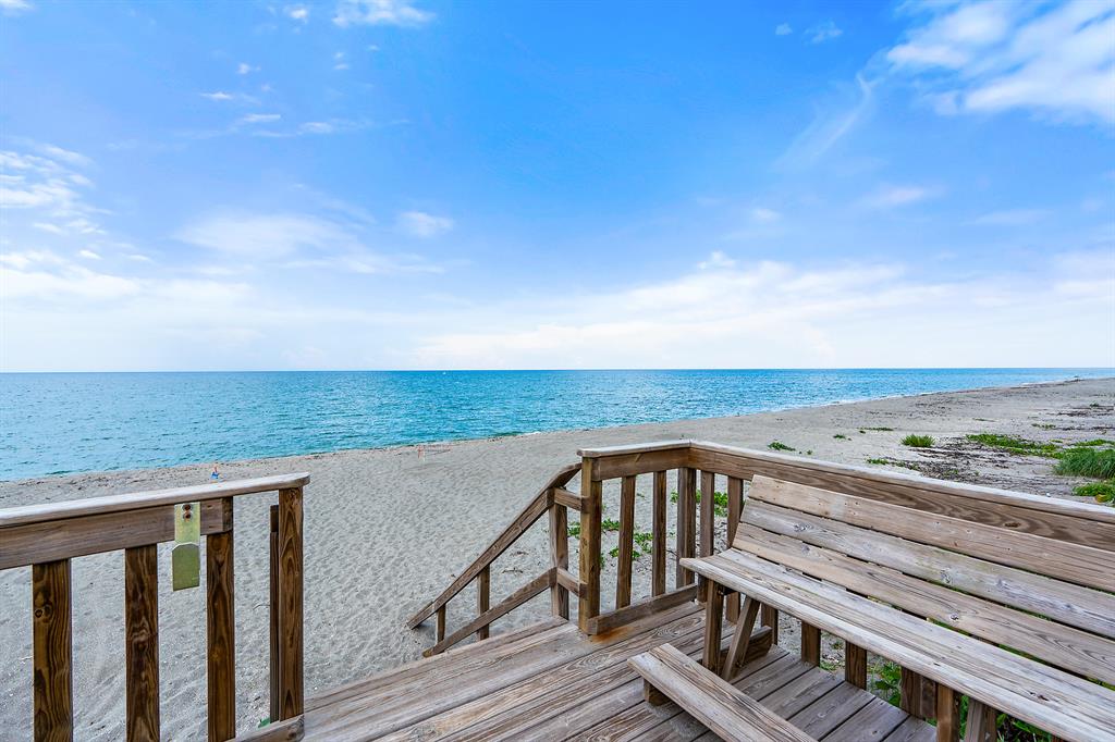 JUPITER INLET BEACH COLON - Residential