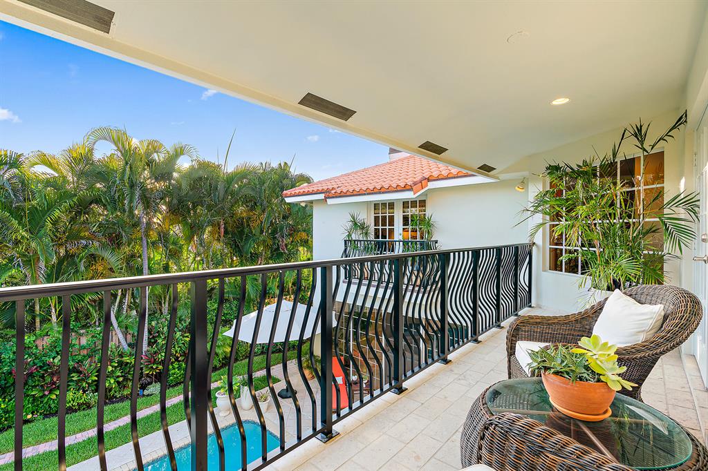 JUPITER INLET BEACH COLON - Residential