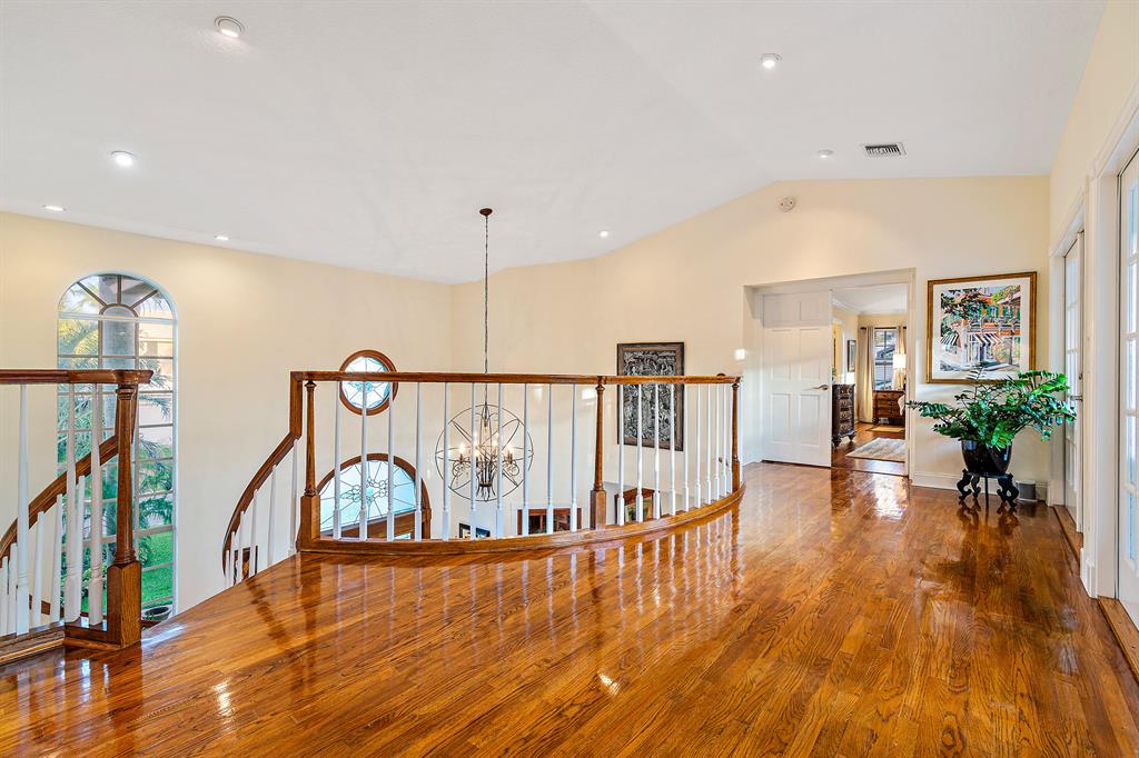 JUPITER INLET BEACH COLON - Residential