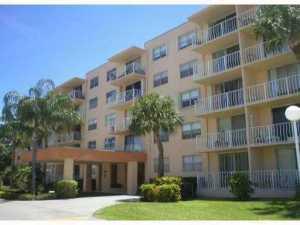 Spacious 1 bedroom 1 bath condo with new carpet and paint throughout. Olympic size pool, huge clubhouse, fitness center, billiards, sauna and barbecue area. Gated community with secured buildings. Close to Palm Beach Outlet, College, Downtown, I-95 and the airport. Water and basic cable included. Income must be at least $2800 a month, maximum of 2 people in unit. No pets. Laundry facility on the same floor as the unit.