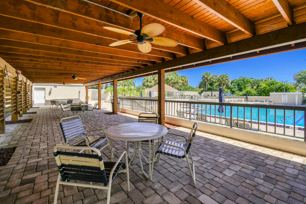 RIVER North of the Bluffs - Residential Lease