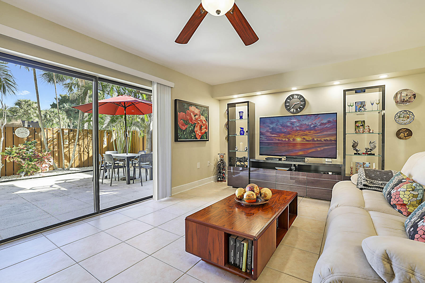 RIVER North of the Bluffs - Residential Lease