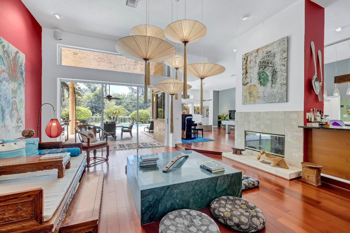 PARKLAND LAKES - Residential Lease