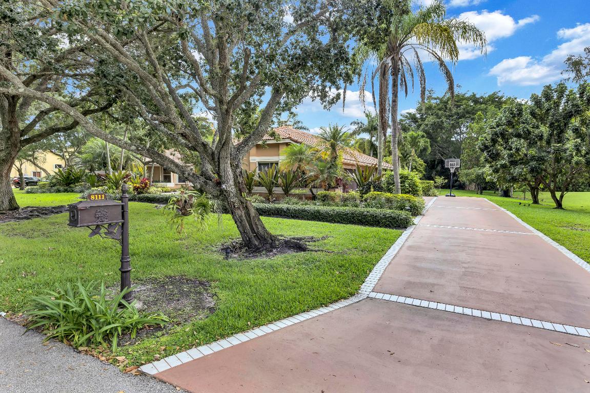 PARKLAND LAKES - Residential Lease