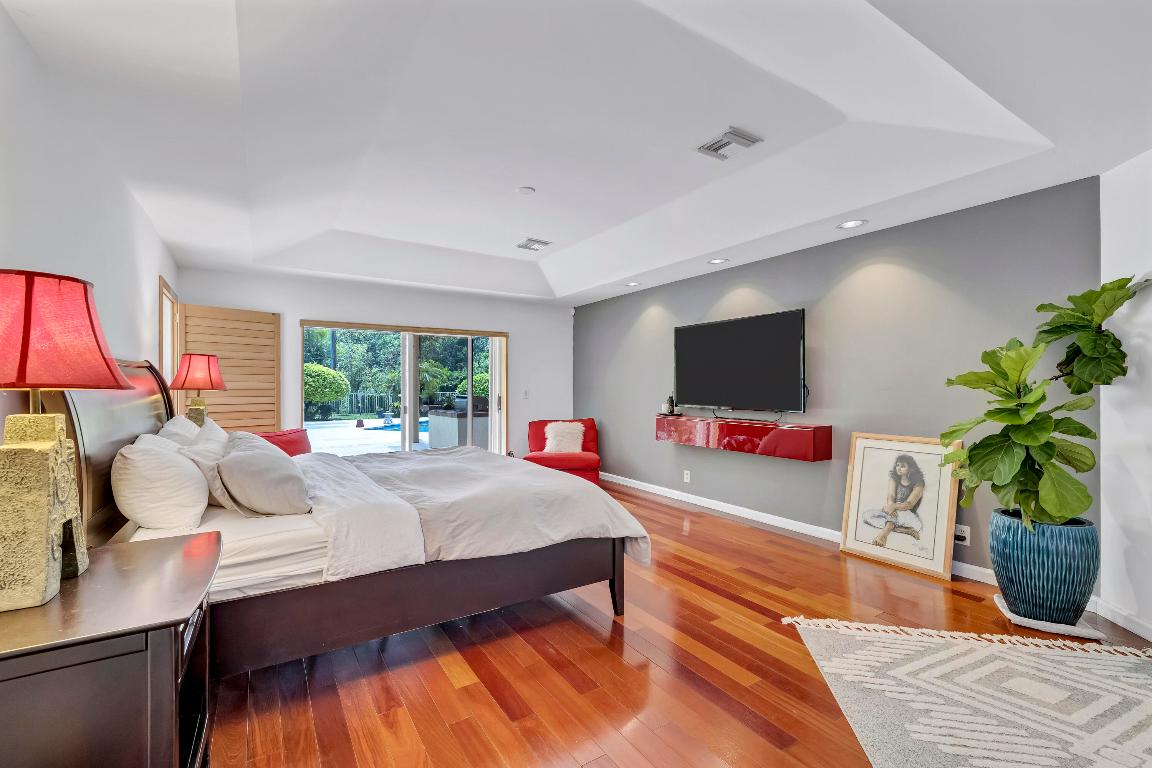 PARKLAND LAKES - Residential Lease