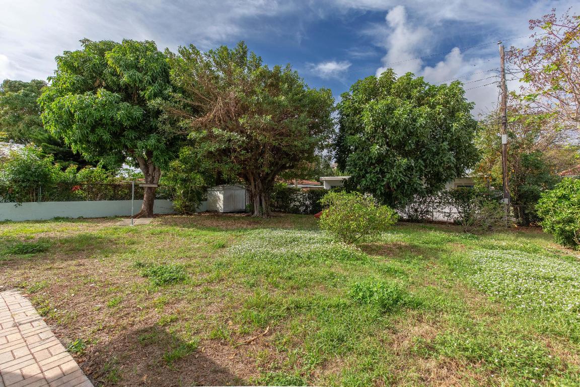 BEACHWAY MANOR - Residential