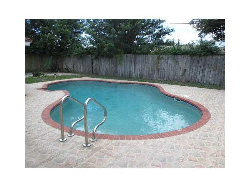 TWIN LAKES RESUB - Residential