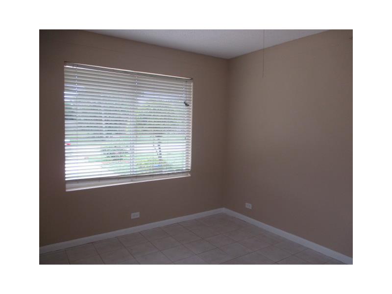 TWIN LAKES RESUB - Residential