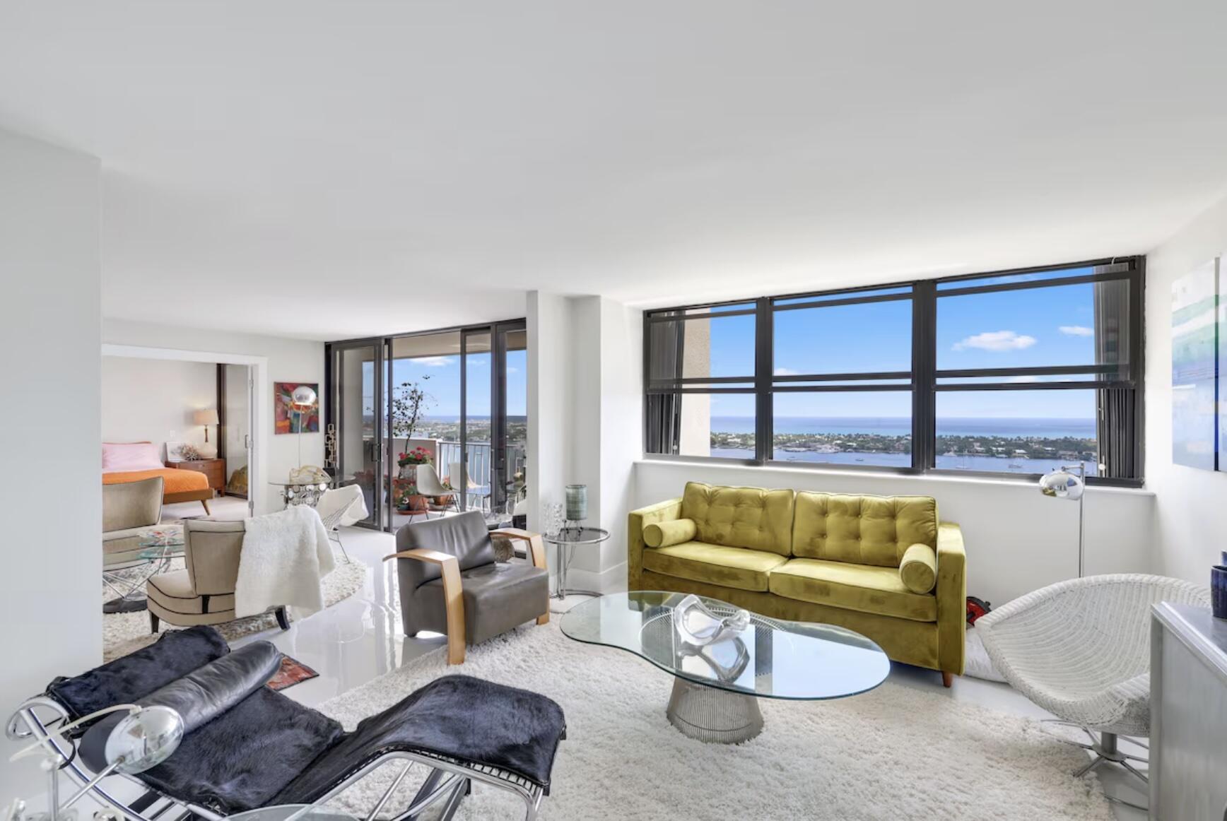 PALM BEACH HOUSE CONDO - Residential Lease