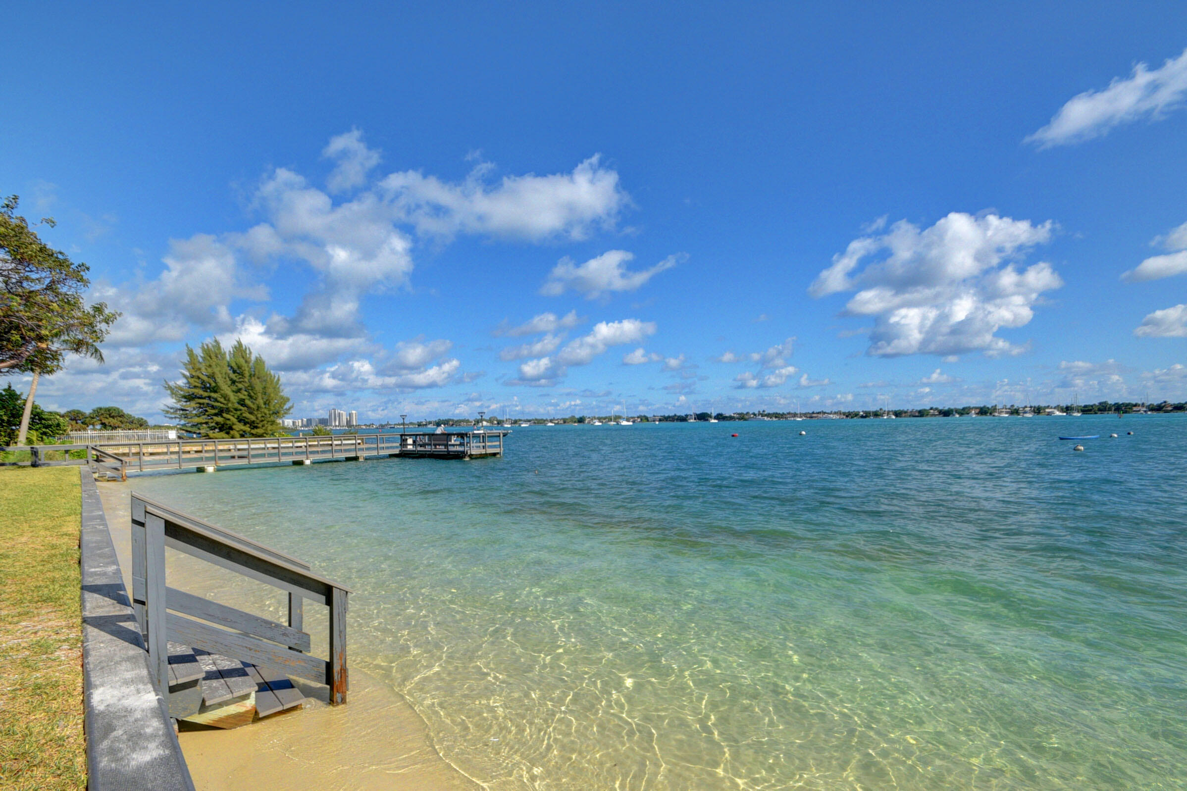 PALM BEACH HOUSE CONDO - Residential Lease