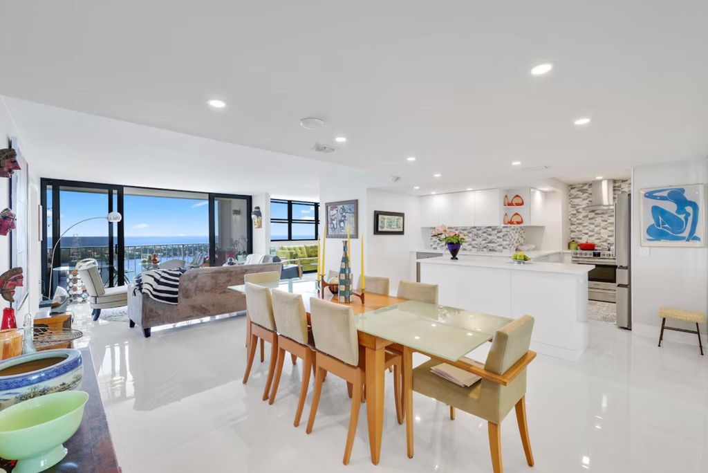 Photo of 5600 N Flagler Drive #2509, West Palm Beach, FL 33407 (MLS # B26006714)