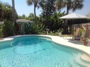 BROADWAY ST LUCIE - Residential