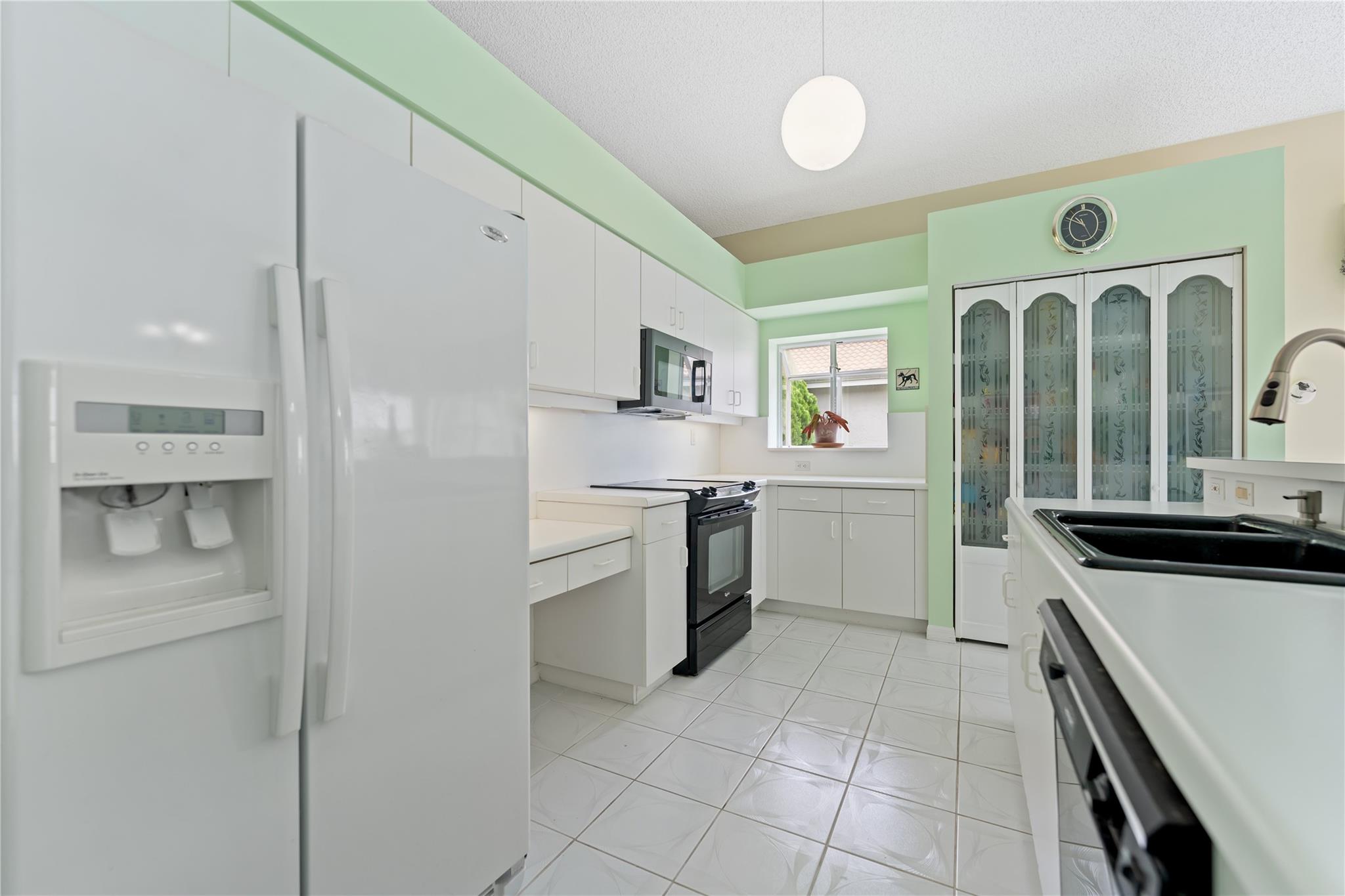 Savannah PUD 4 144-41 B - Residential