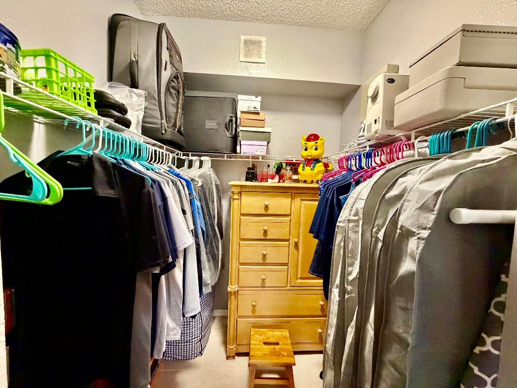 KENSINGTON OF ROYAL PALM BEACH CONDOI - Residential