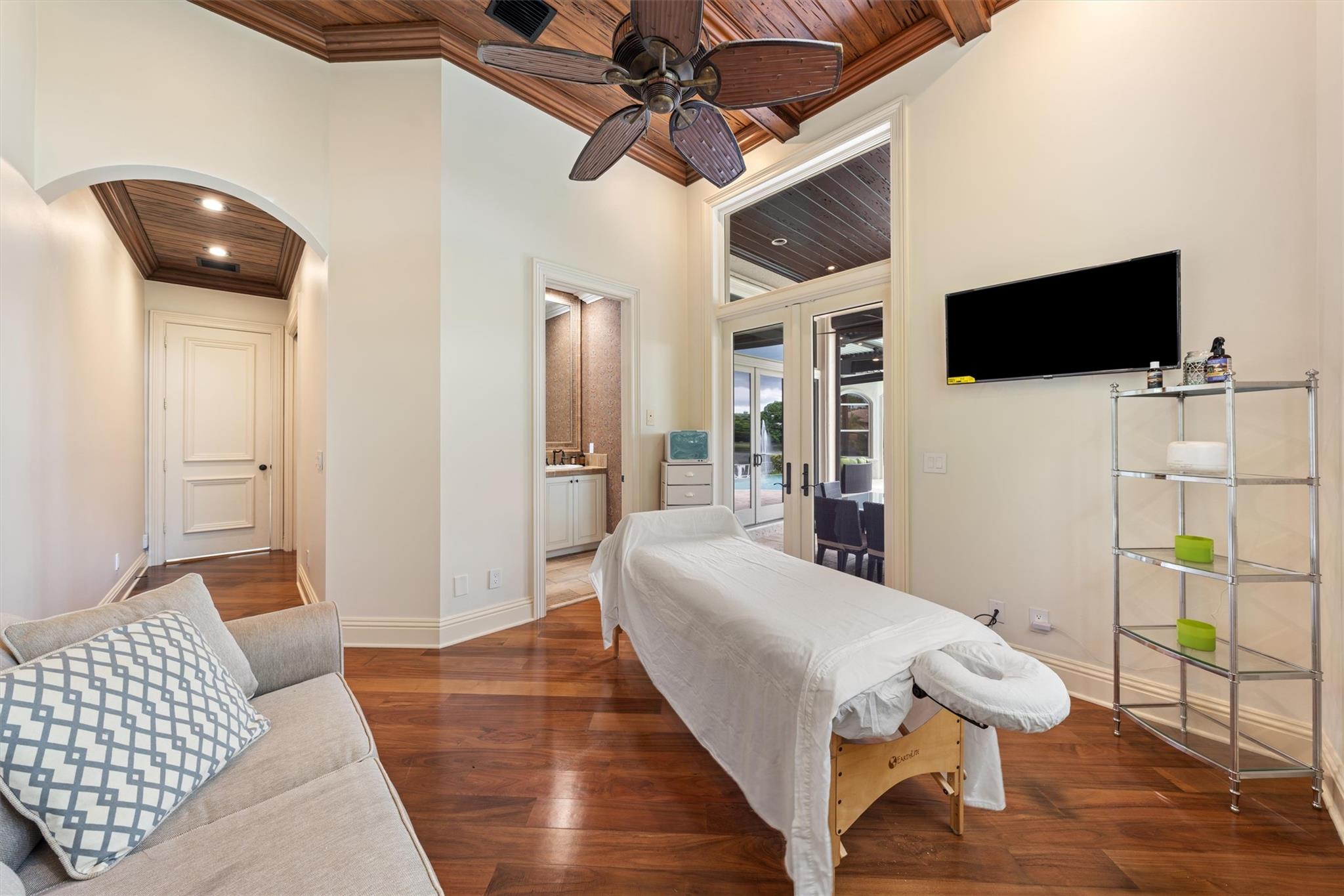 Hawks Landing - Residential