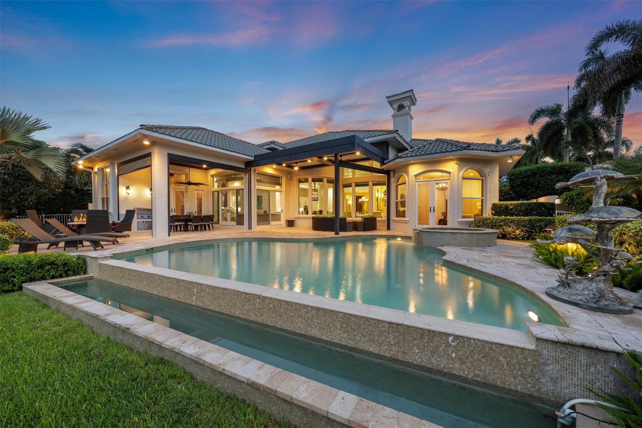 531 Coconut Palm Ter